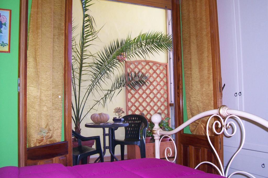 B&B Le Terrazze Isola Di S. Antioco SantʼAntìoco Pokój zdjęcie